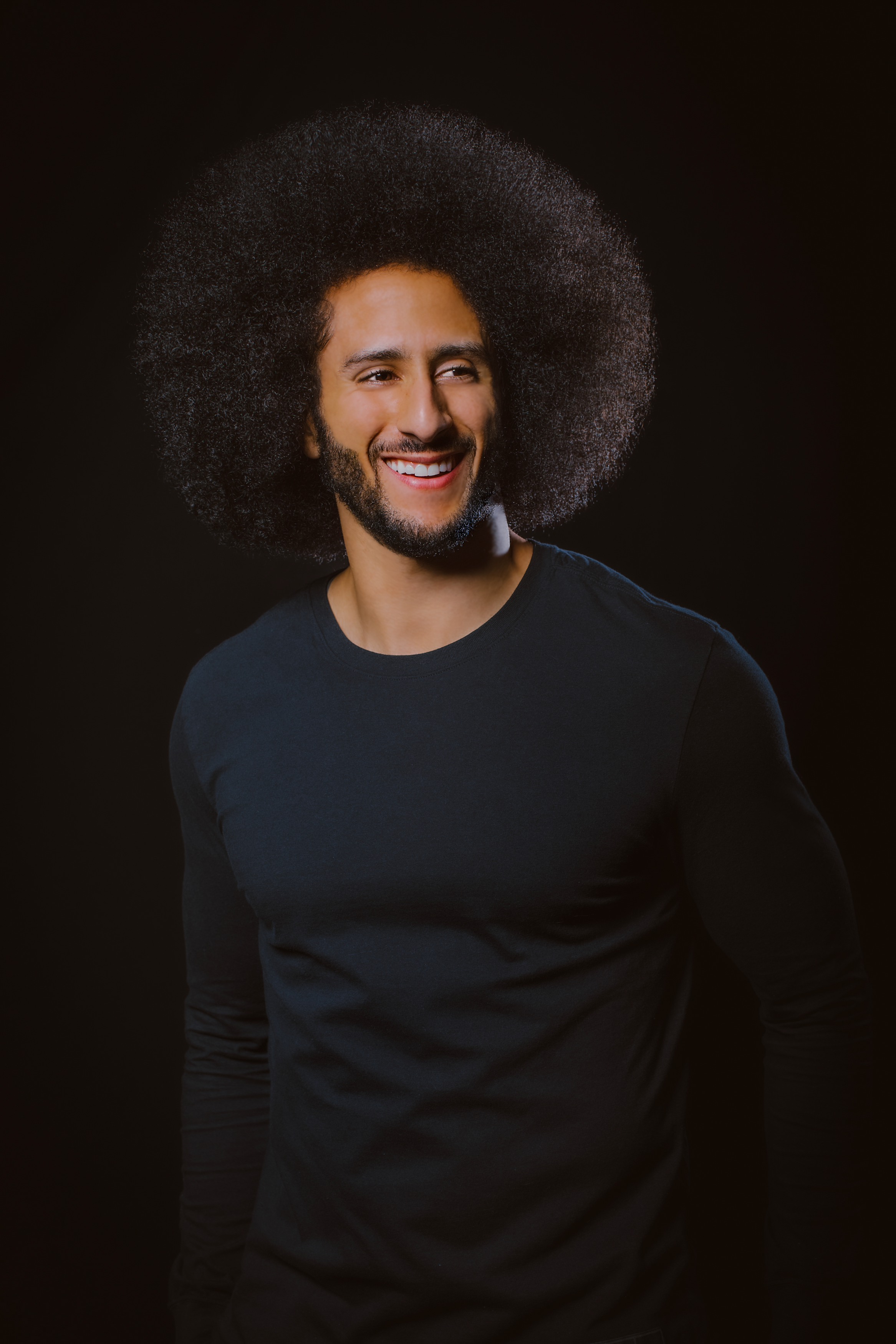 Colin Kaepernick Scores Million Dollar Book Deal, Reports